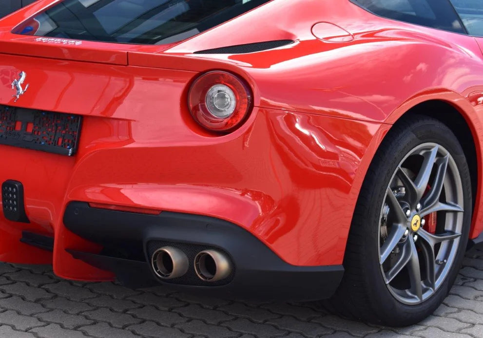FERRARI F12