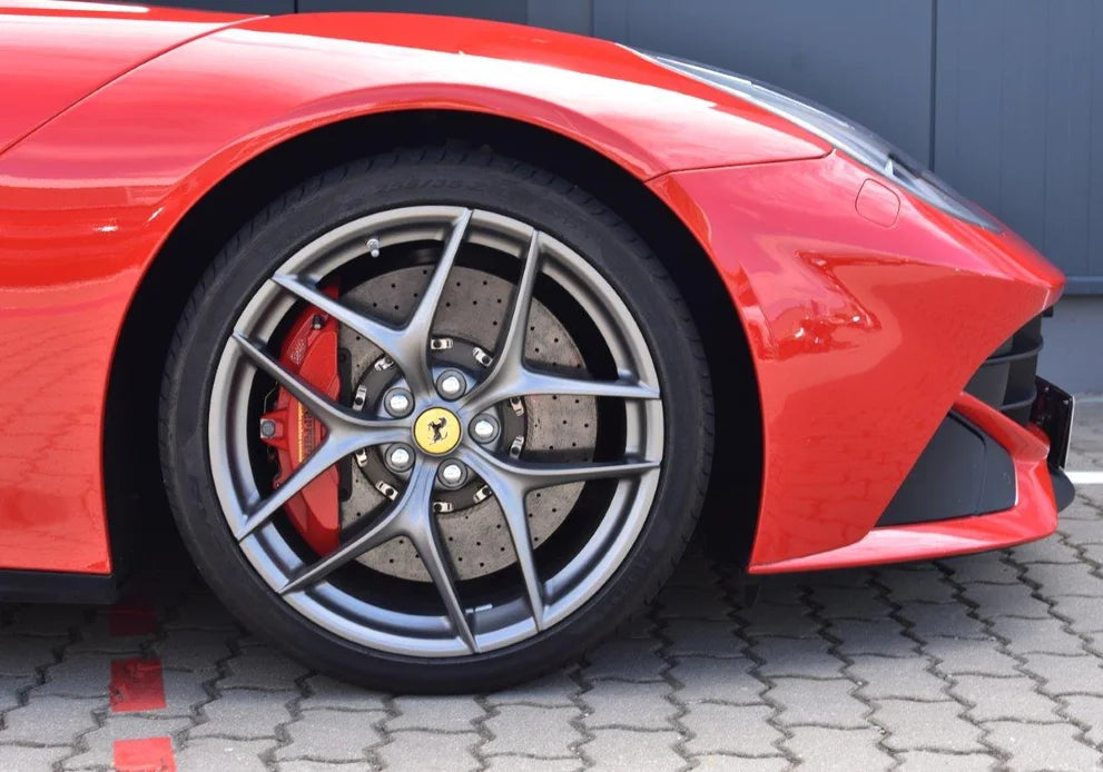 FERRARI F12